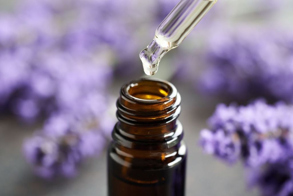 Drôme : Nateva conçoit de l’aromathérapie bio en misant sur les filières locales