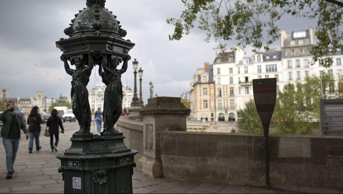 Eau de Paris