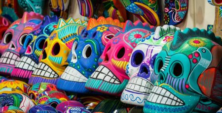Des masques mexicains pour fêter la mort
