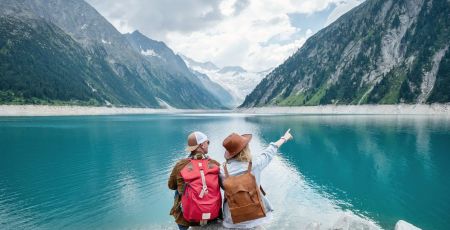 Coup de téléphone à un couple en plein Tour du Monde