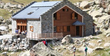 Le refuge de Vallonpierre, dans le massif des écrins, dans les Hautes-Alpes.