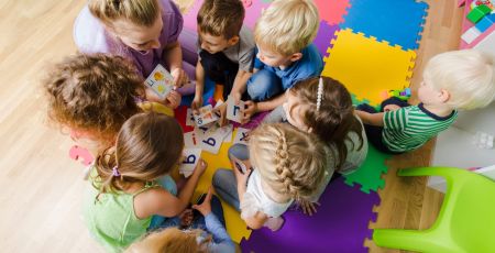 Parler bambin, pour prévenir les inégalités sociales dès l’enfance