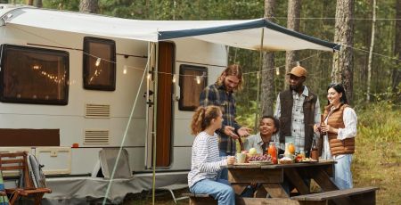 Le camping collaboratif, une façon de vivre ses vacances autrement