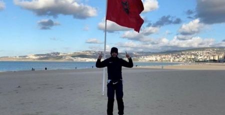 Amine, marche de Bordeaux à Tanger pour les orphelinats Marocains.
