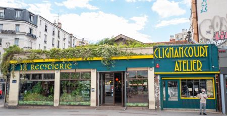 Façade de La REcyclerie, tiers lieu éco-responsable