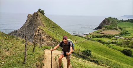 Gabriel Varas / Camino Adelante