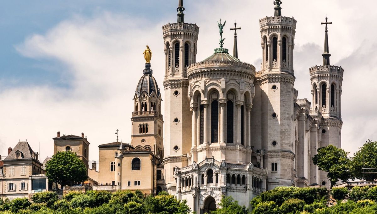 Fourviere_dietwalther_AdobeStock_115980855.jpeg