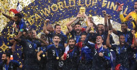 L'équipe de France de football lors de la victoire de la coupe du monde, en 2018.