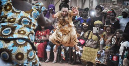 Pazonote transmet la culture et les danses maliennes