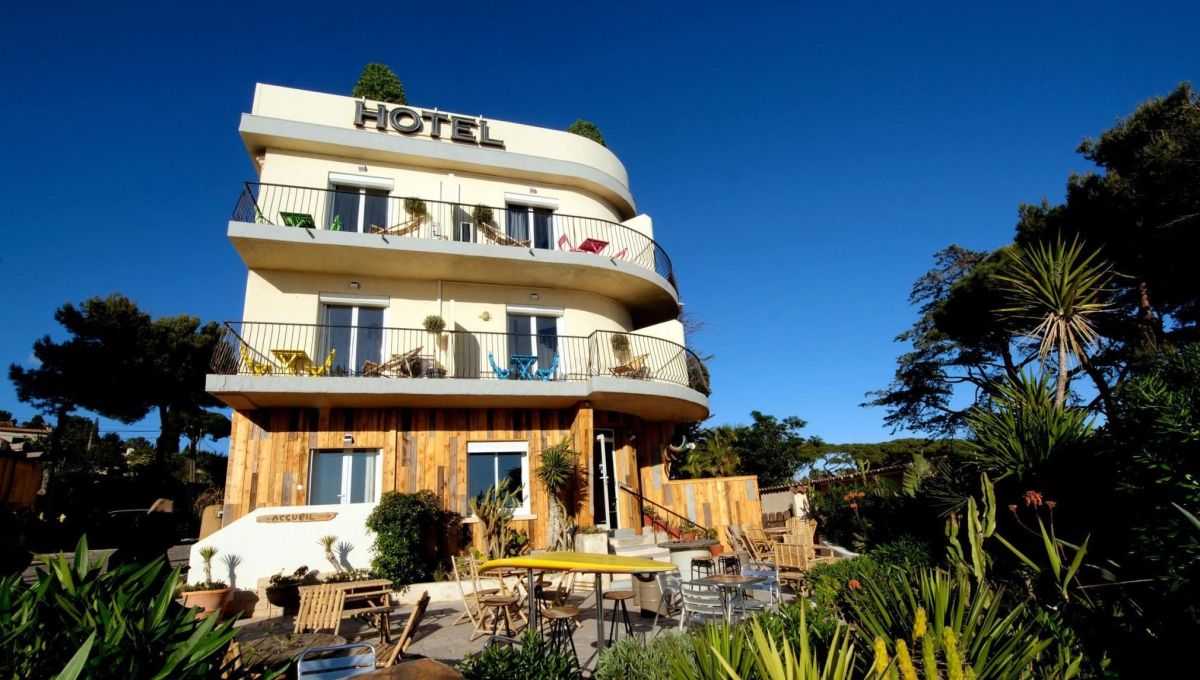 Var : Almanarre Plage, un hôtel à la démarche écoresponsable