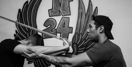Le coach sportif Nicolas Tirbakh en pleine séance de coaching personnalisé