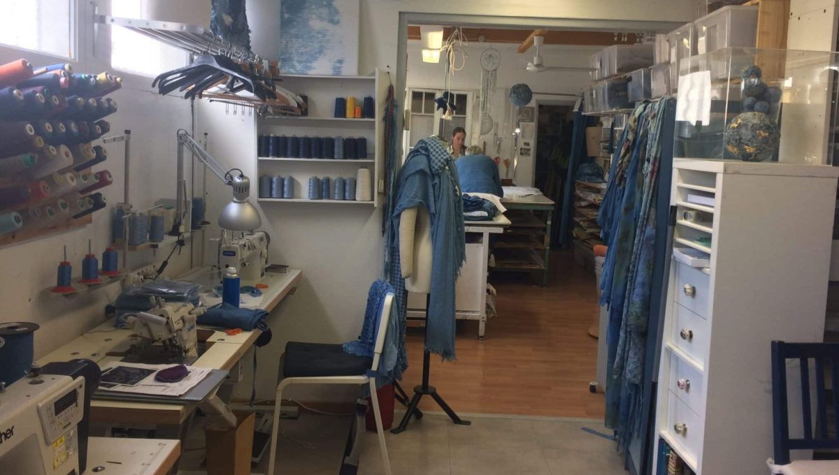 Atelier de couture bleu pastel