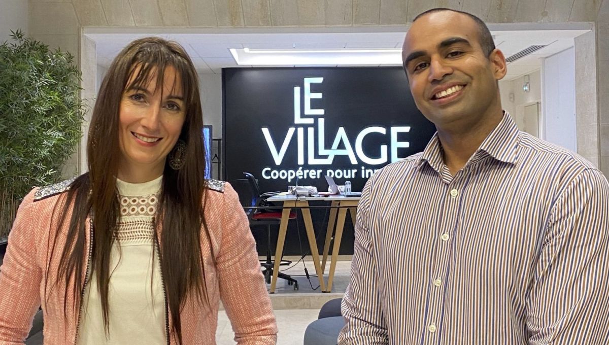 Charles et Laetitia qui gèrent le Village by CA de Bordeaux