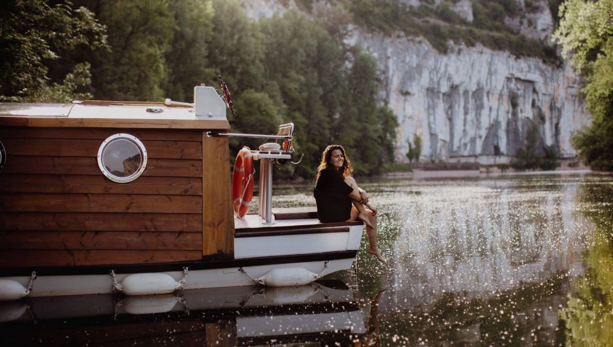 Ma parenthèse flottante Lot bateau cabane