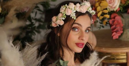 chanteuse fille fleurs Mennel voix The Voice