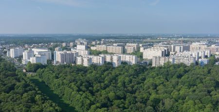 Meudon-la-Forêt et forêt vue aérienne drone