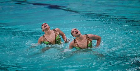 Natation artistique : Charlotte et Laura Tremble, des JO synchronisés