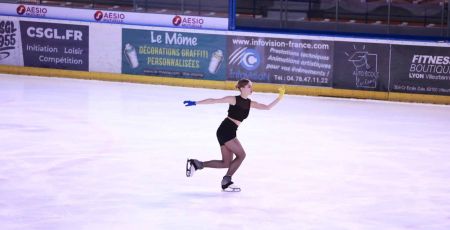 Ninon danse sur glace championnats