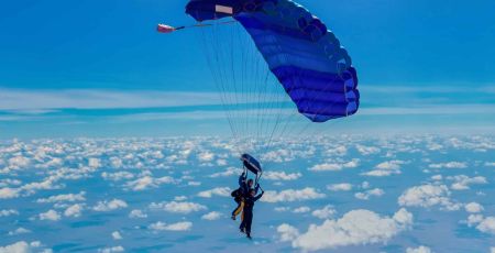 Saut en parachute
