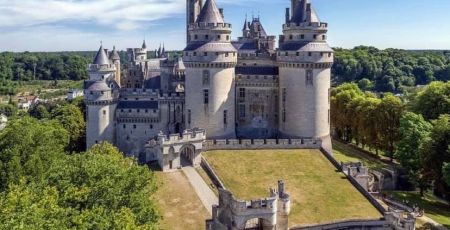 Pierrefonds_-_Remonter_le_temps_avec_le_chateau_de_Pierrefonds.jpg