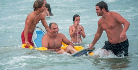 Handiplage facilite la baignade aux personnes en situation de handicap