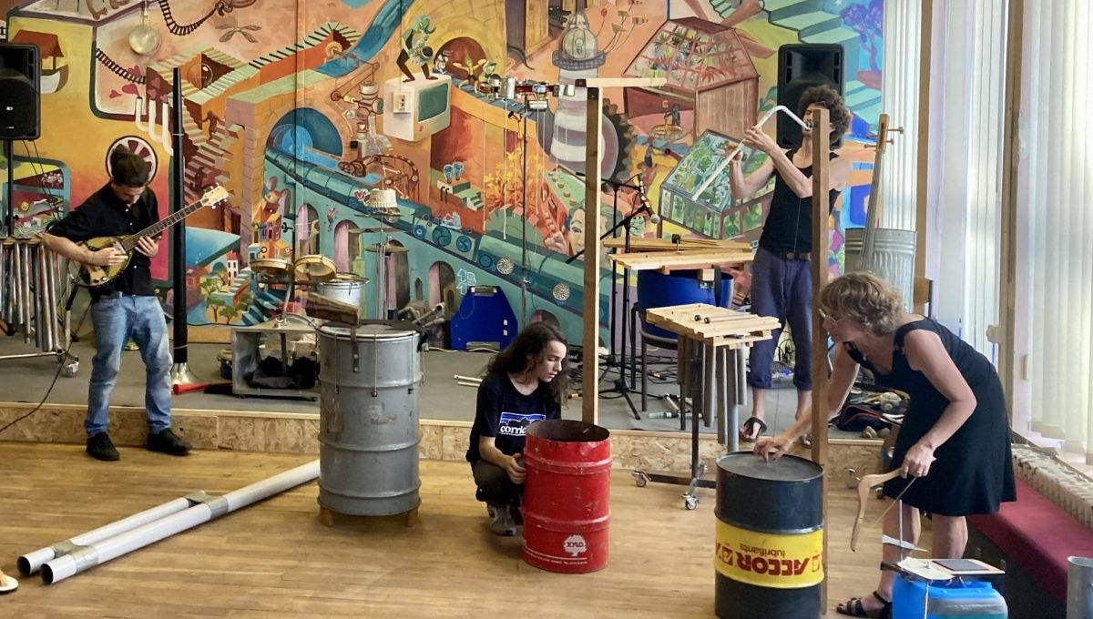 Etrez dans l’instrumentarium des ateliers luth’inouies