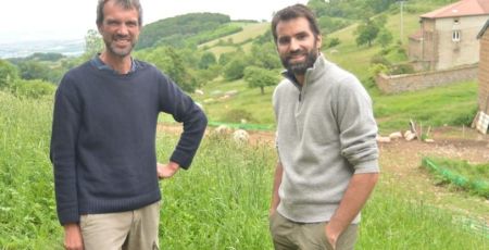 Dans le Rhône, ivier Munos et Benoit Saintoyant ont fondé la ferme terre d'Arjoux