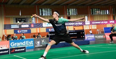 Arnaud Merklé, espoir du badminton français