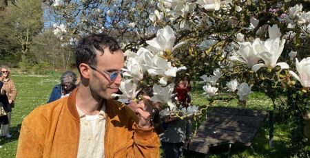 “Botanique olfactive”, le guide de Giulio Gorgi pour lire la nature avec son nez