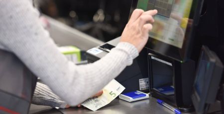 caisse travail argent euro cash