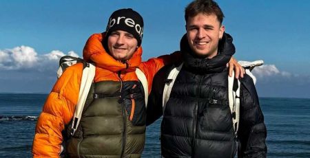Deux amis partent pour un périple à pied de deux ans jusqu’en Chine