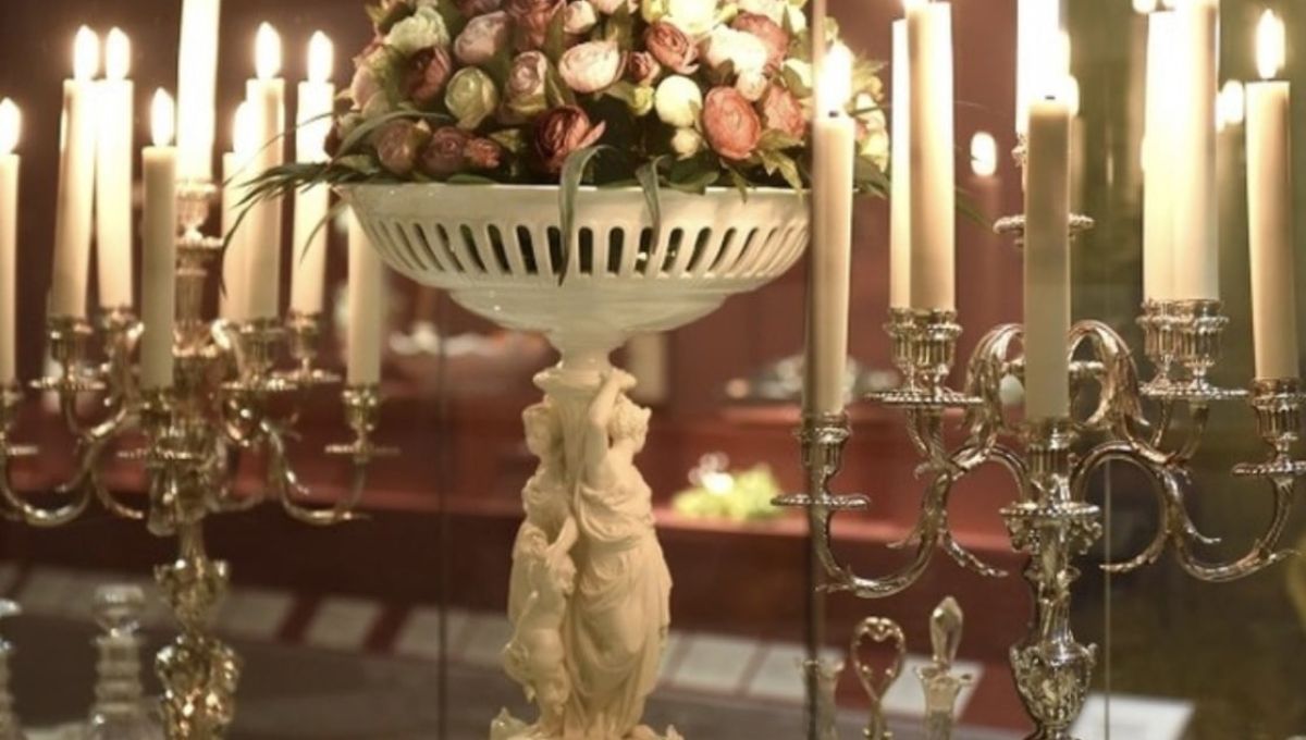 devar_art_table.jpg