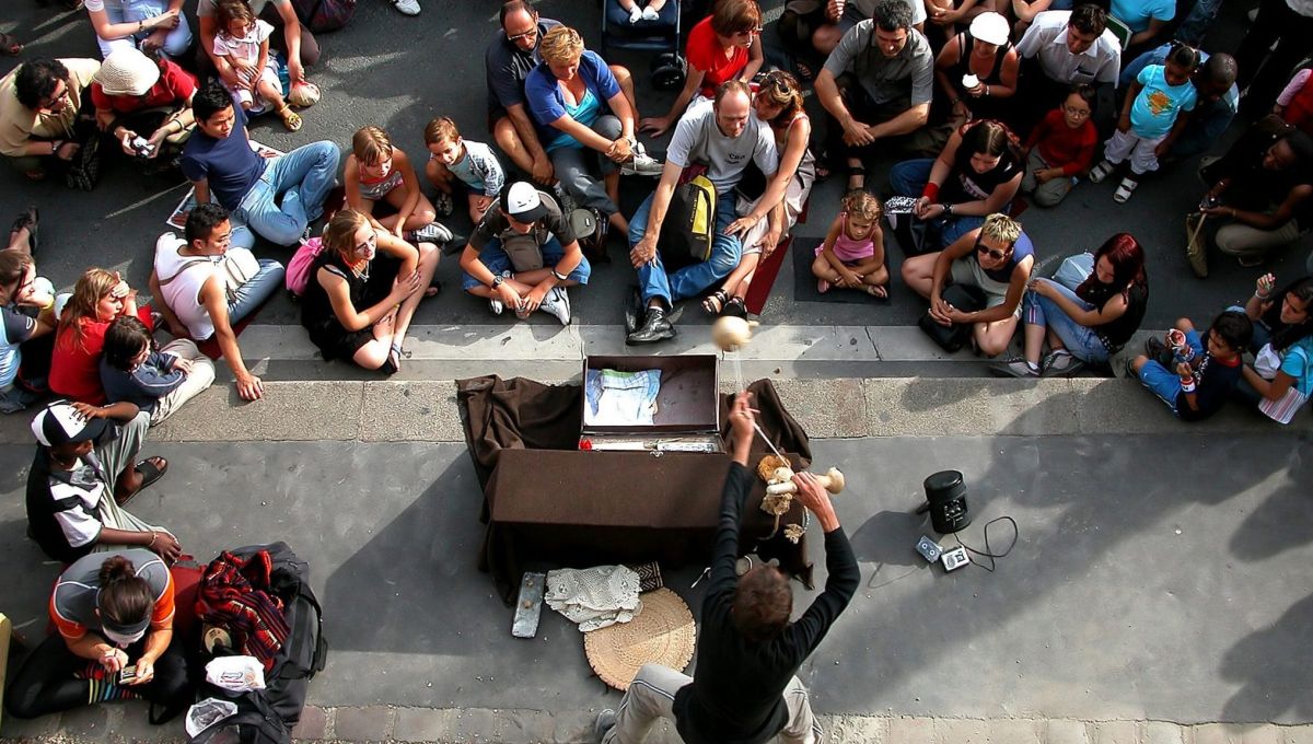 spectacle de rue écotournée artiste écologie