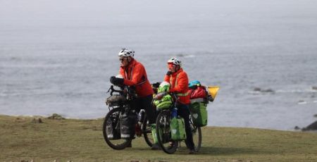 En couple, ils se lancent dans un tour du monde à vélo pour changer de vie