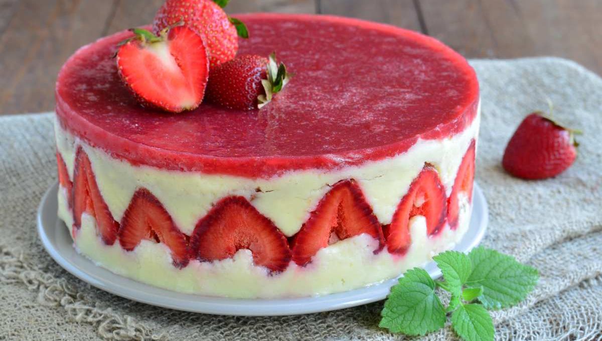Fraisier facile et délicieux - crédit photo : julie208 via Adobe Stock