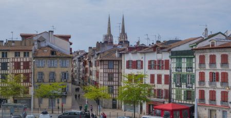 Bayonne