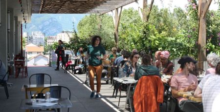 Grenoble : Réinventer et favoriser l’agriculture durable avec le Bar Radis