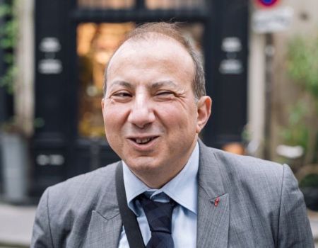 Handicap : Hamou Bouakkaz milite pour plus d’inclusion dans le monde du travail