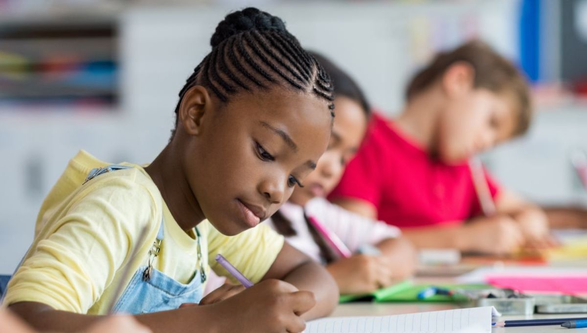 Des enfants à l'école.