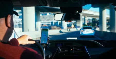 Karos, une solution de covoiturage pour se rendre au travail