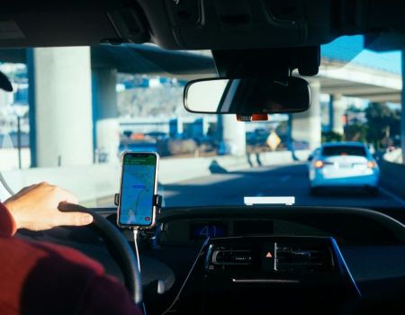 Karos, une solution de covoiturage pour se rendre au travail