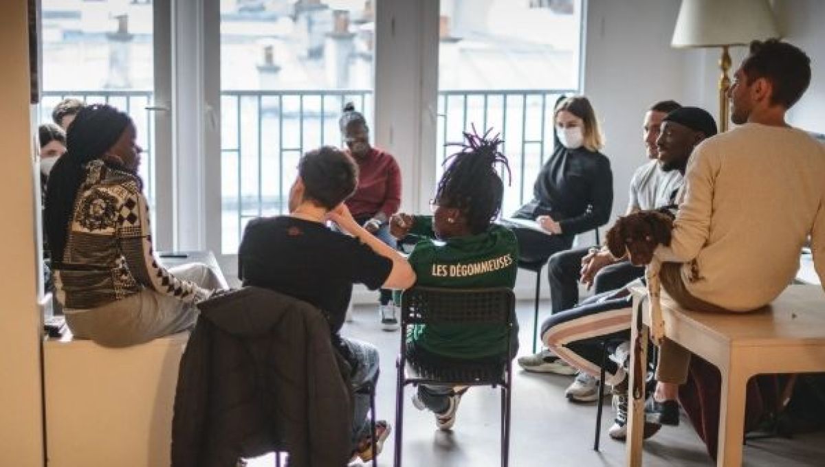La Maison Escale : une aide aux jeunes LGBT+ fragilisés et précarisés