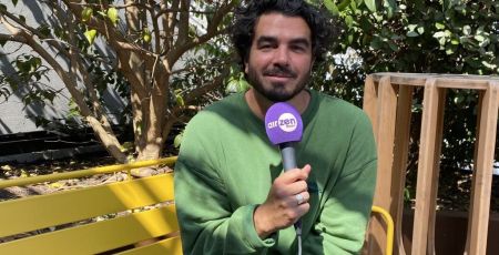 Le chanteur Alexandre Sookia, passé par The Voice, vous emmène en voyage