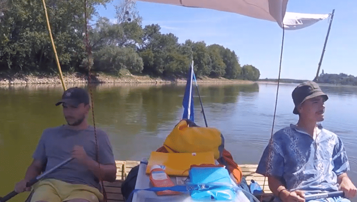 loire_radeau.png