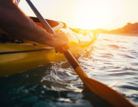 Kayak dans l'eau