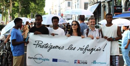 Lyon : la Marche des Parapluies met à l’honneur les réfugiés