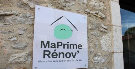 Une plaque MaPrimeRénov'