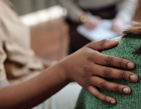 Mauve, une plateforme d’aide aux victimes de violences sexistes et sexuelles
