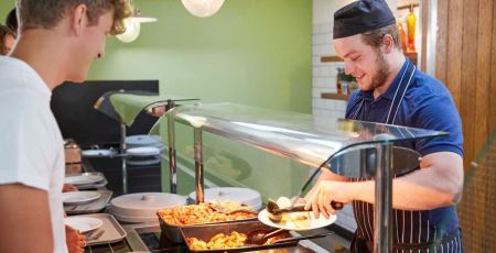 Une cantine scolaire sans plastique