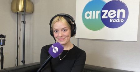 Musique : Hélène Sio chante “les ratures” de sa vie dans un tout nouvel EP